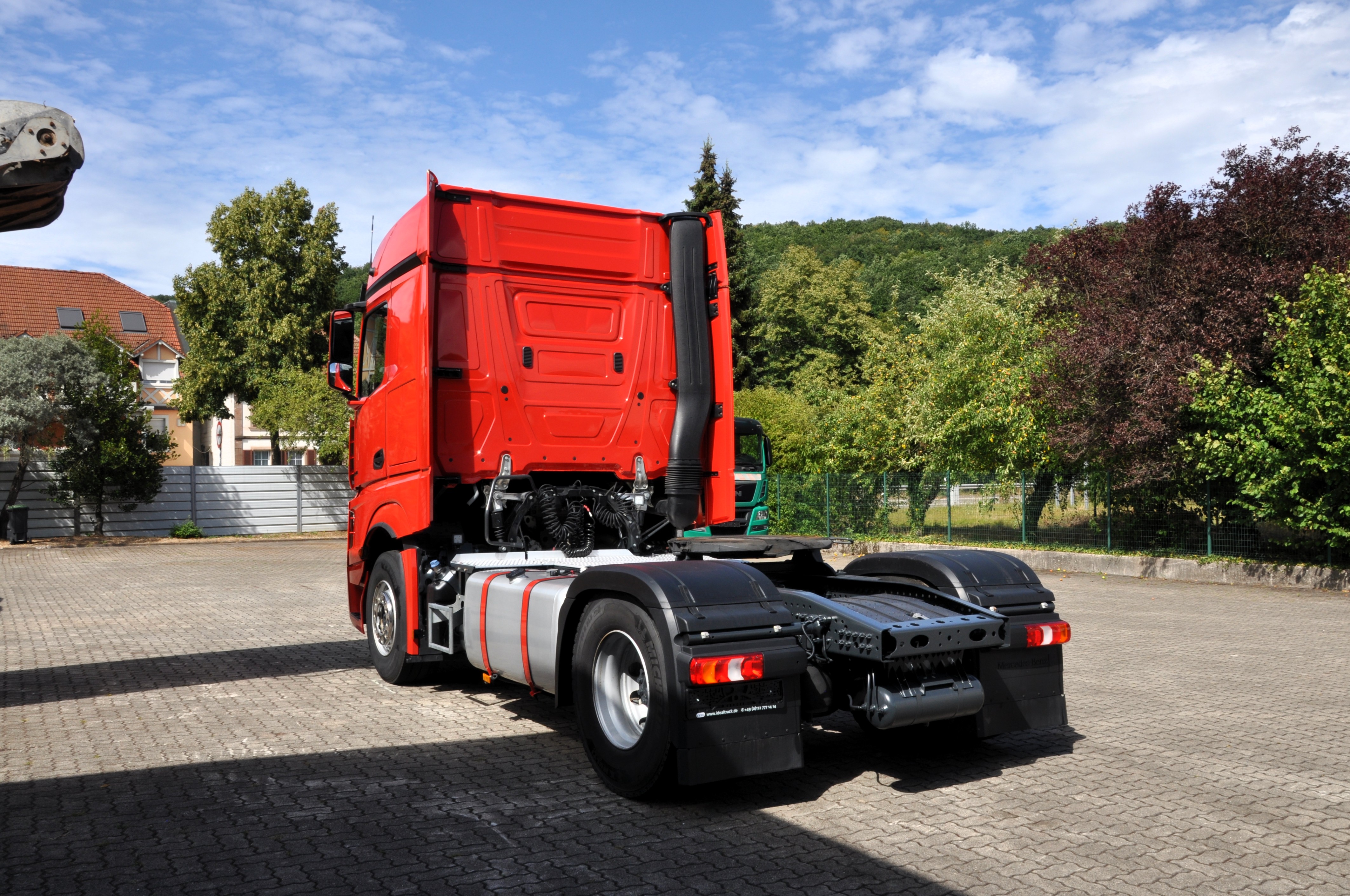 MERCEDES-BENZ Actros L 1846