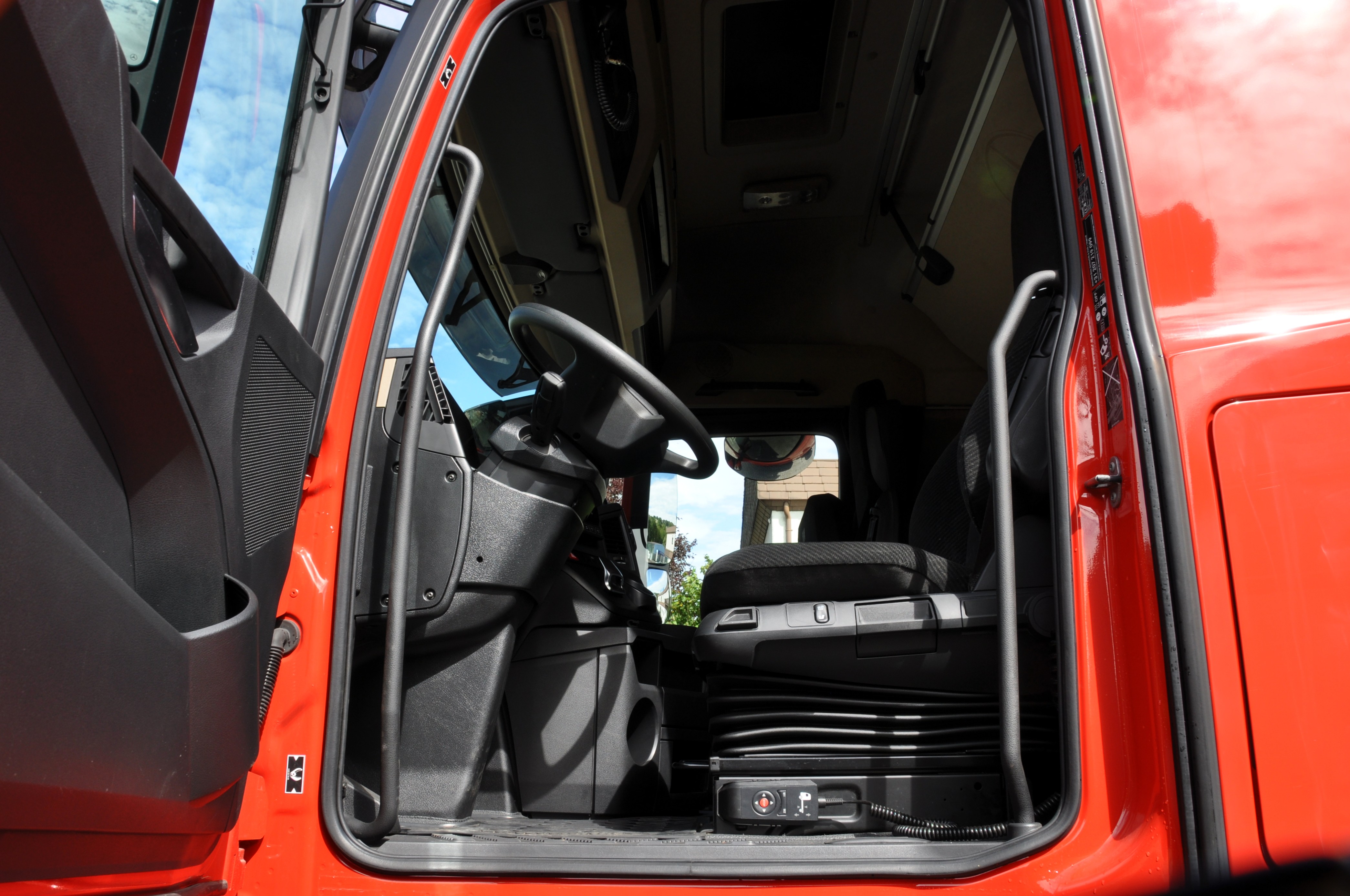 MERCEDES-BENZ Actros L 1846