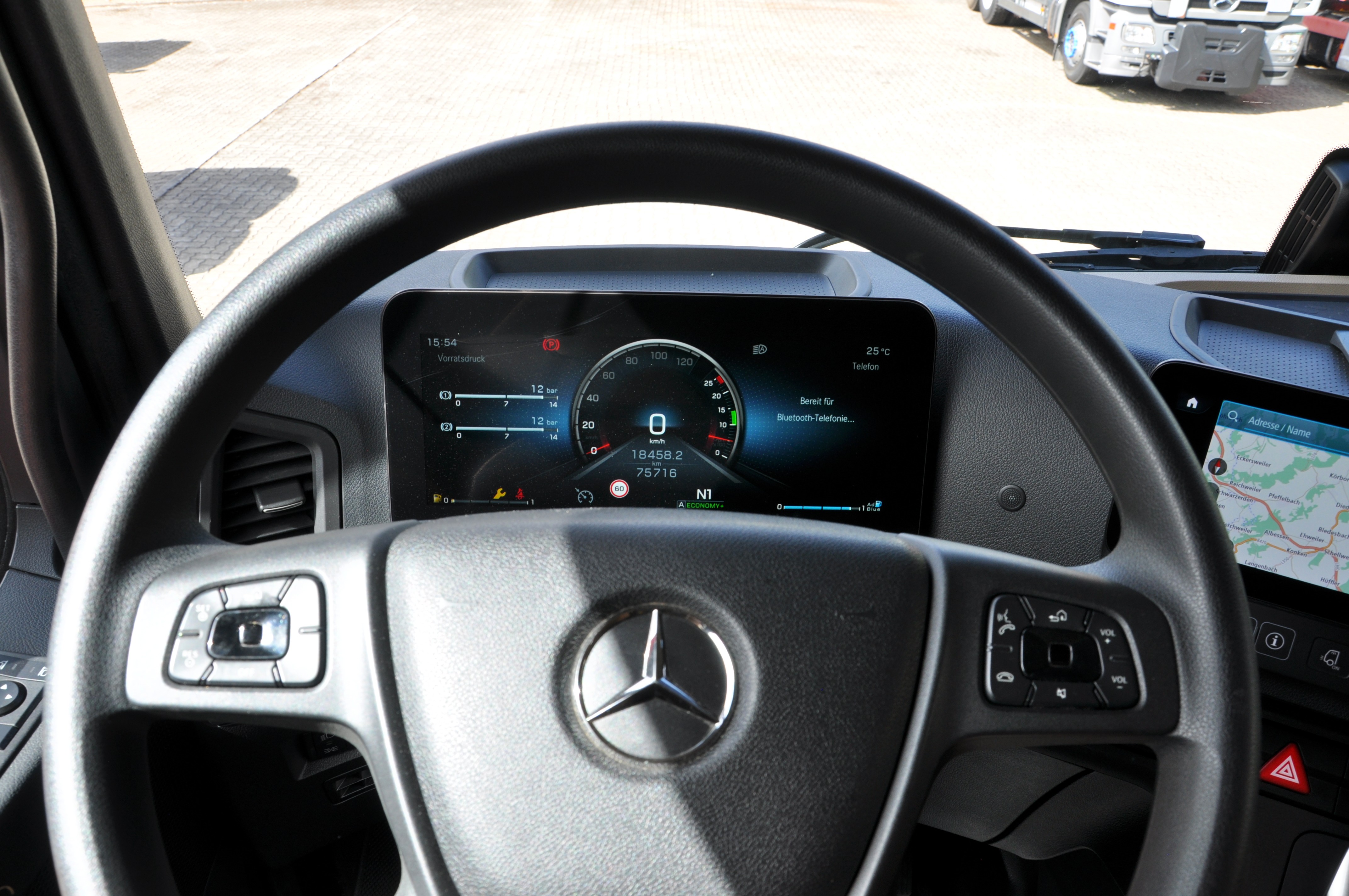 MERCEDES-BENZ Actros L 1846