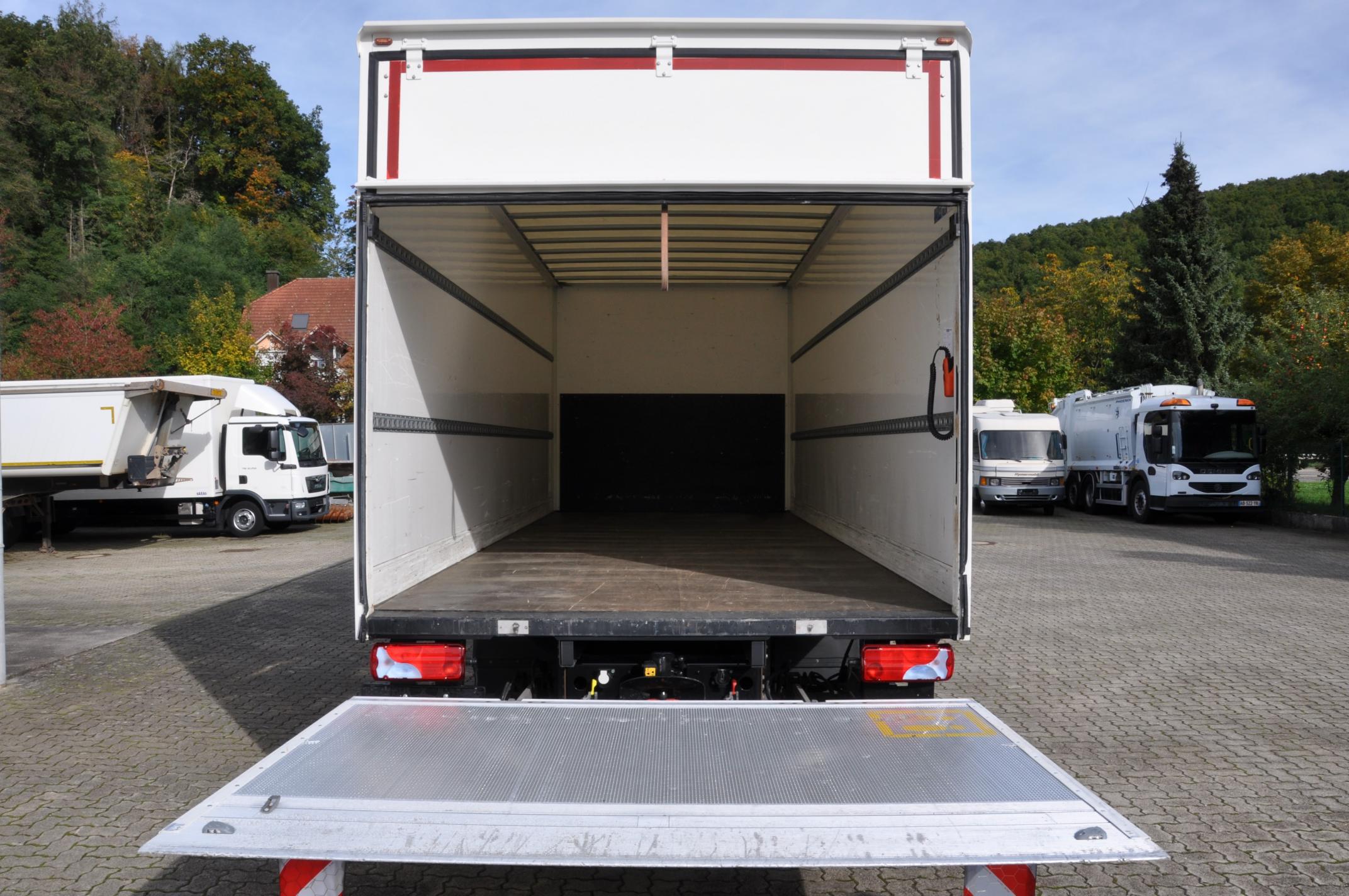 MAN TGL 12.250 BL
