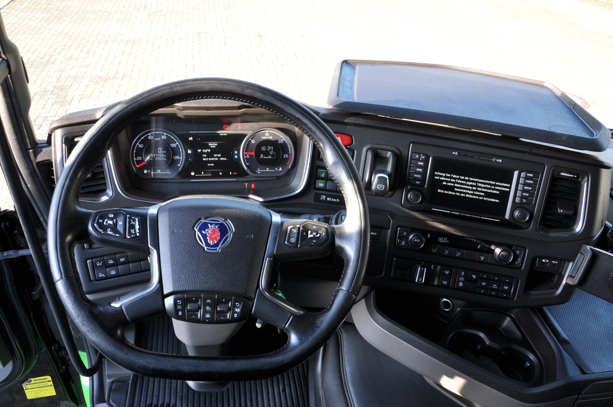 SCANIA R 450