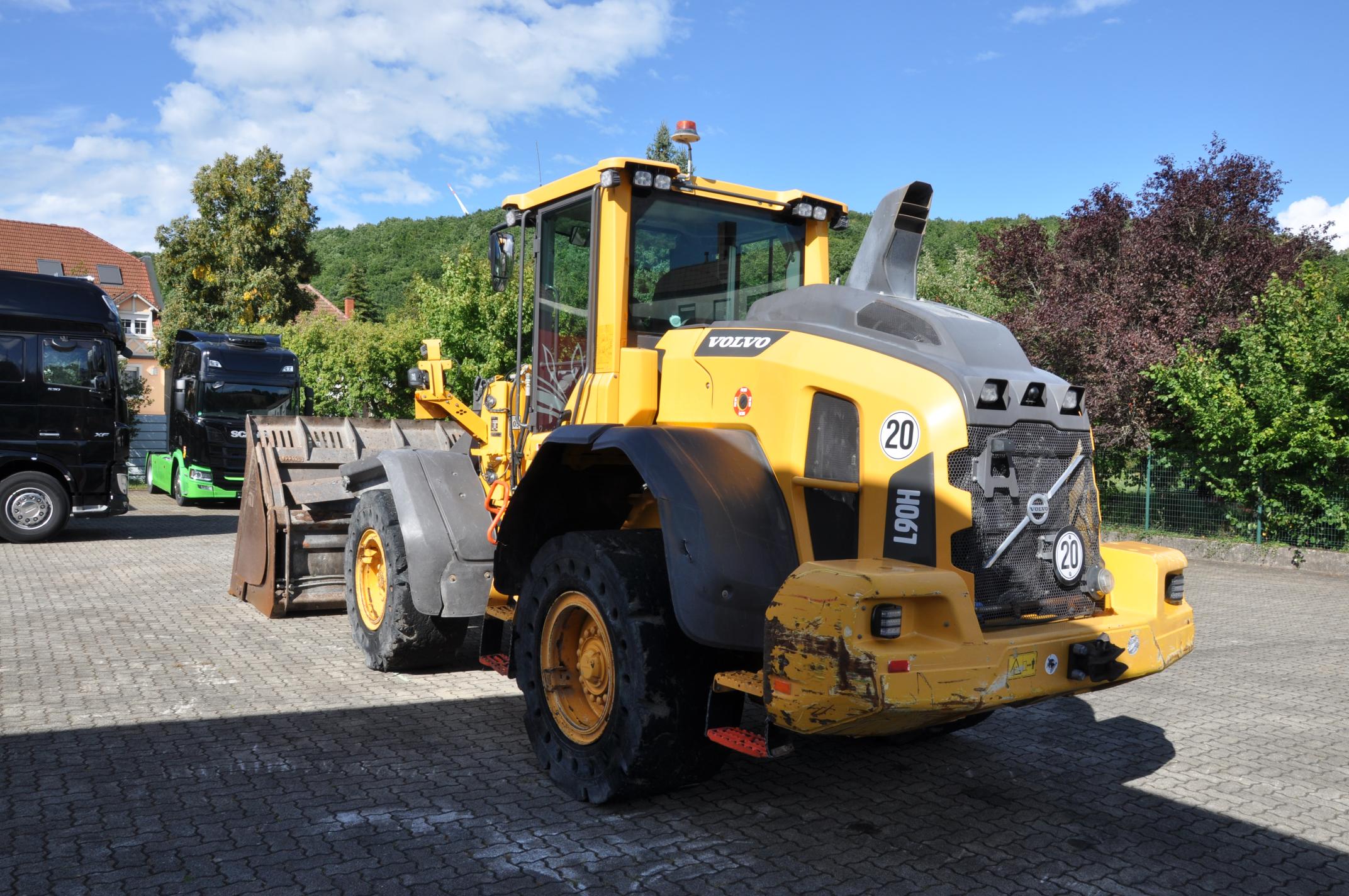 Volvo L90H
